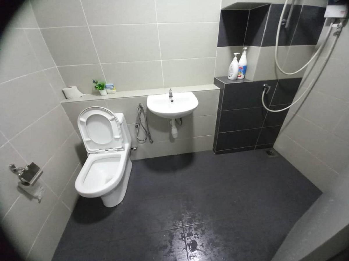 06- Austin Regency Taman Mount Austin Studio 4-5Pax Johor Bahru Exteriör bild